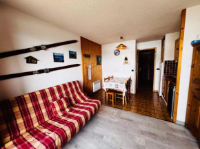Studio cabine cosy aux Saisies, sud, 4 pers, skis aux pieds, proche ESF, tout équipé - FR-1-293-169